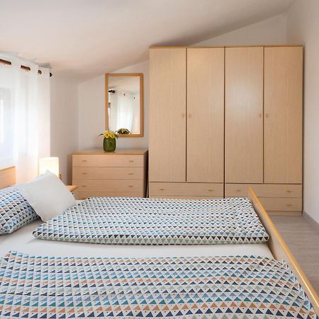 Apartment Roce Rabac Exteriör bild